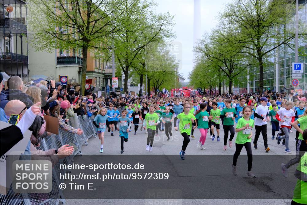 25.04.2026 - Das Zehntel Tim E. http://msf.ph/oto/9572309 25.04.2026 10:31:36 Ziel  meine-sportfotos.de