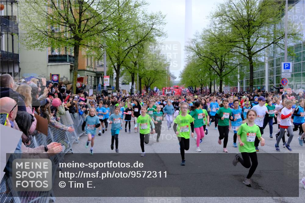 25.04.2026 - Das Zehntel Tim E. http://msf.ph/oto/9572311 25.04.2026 10:31:36 Ziel  meine-sportfotos.de