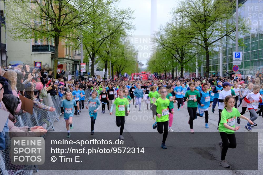 25.04.2026 - Das Zehntel Tim E. http://msf.ph/oto/9572314 25.04.2026 10:31:36 Ziel  meine-sportfotos.de