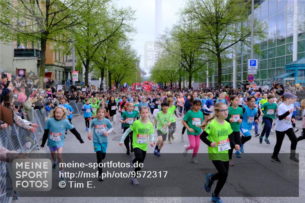 25.04.2026 - Das Zehntel Tim E. http://msf.ph/oto/9572317 25.04.2026 10:31:37 Ziel  meine-sportfotos.de