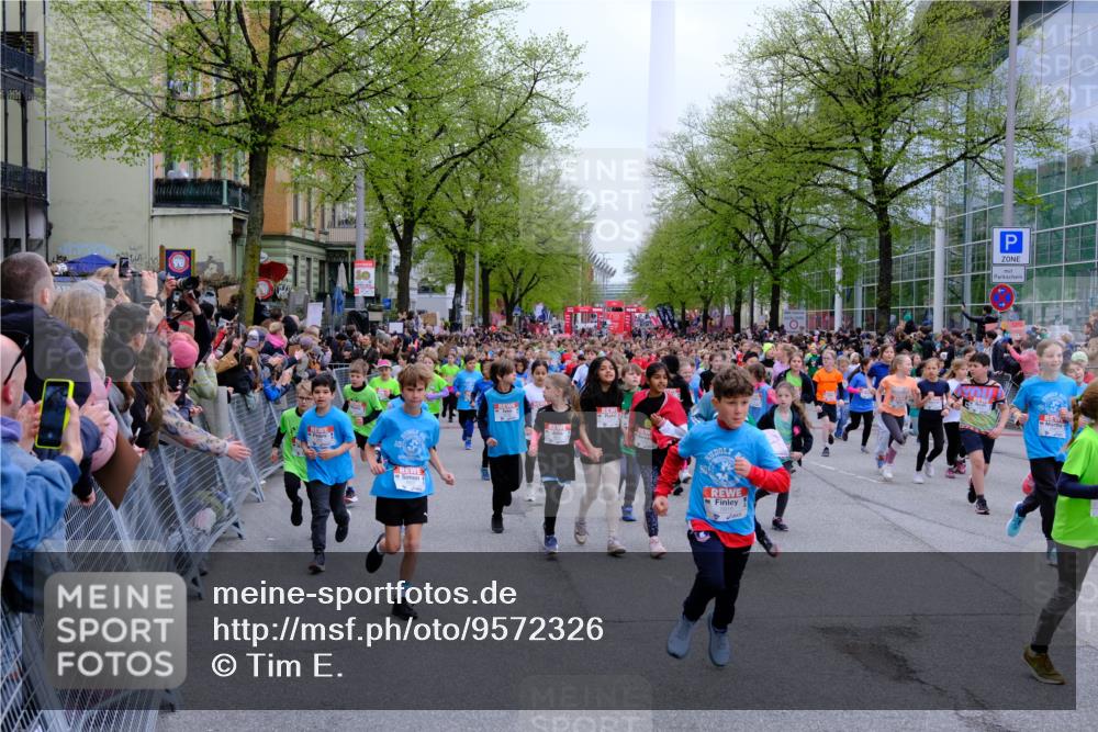 25.04.2026 - Das Zehntel Tim E. http://msf.ph/oto/9572326 25.04.2026 10:31:39 Ziel  meine-sportfotos.de