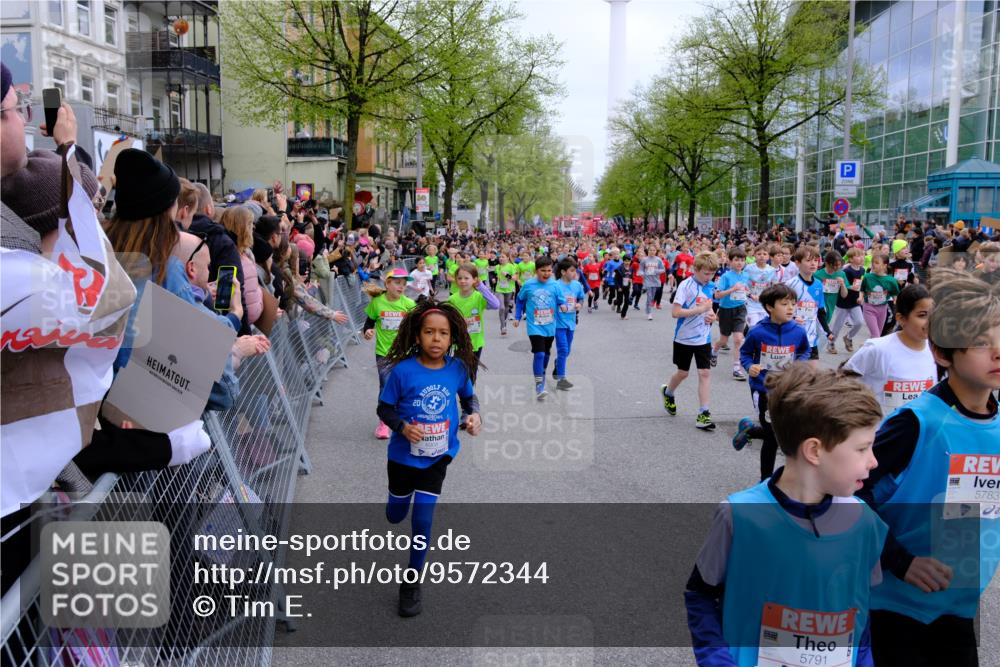 25.04.2026 - Das Zehntel Tim E. http://msf.ph/oto/9572344 25.04.2026 10:31:43 Ziel  meine-sportfotos.de
