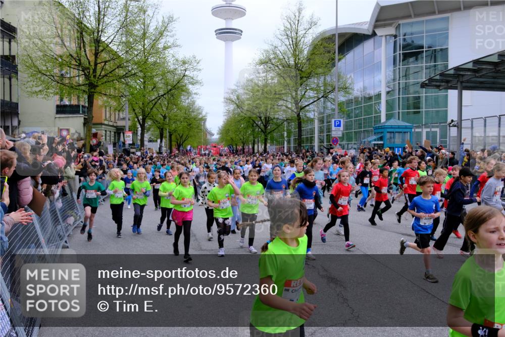 25.04.2026 - Das Zehntel Tim E. http://msf.ph/oto/9572360 25.04.2026 10:31:47 Ziel  meine-sportfotos.de