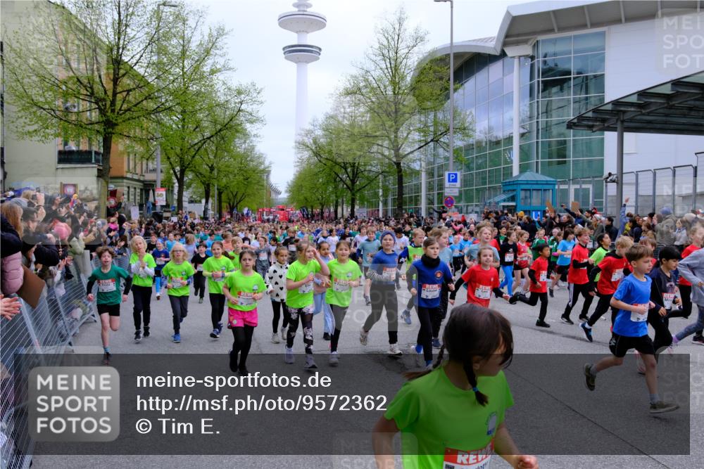 25.04.2026 - Das Zehntel Tim E. http://msf.ph/oto/9572362 25.04.2026 10:31:47 Ziel  meine-sportfotos.de