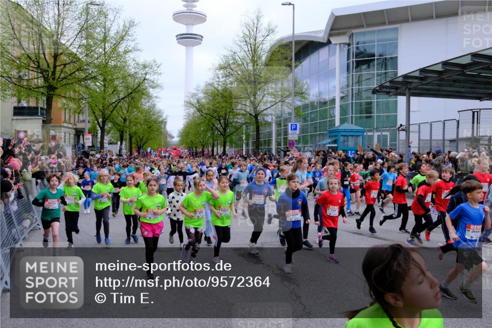 25.04.2026 - Das Zehntel Tim E. http://msf.ph/oto/9572364 25.04.2026 10:31:47 Ziel  meine-sportfotos.de
