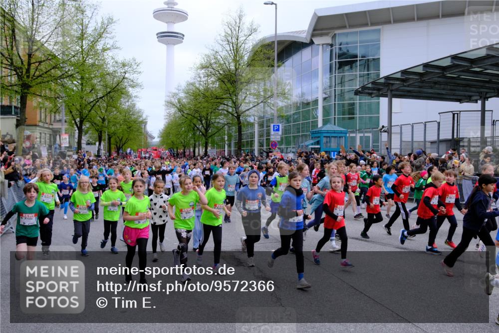 25.04.2026 - Das Zehntel Tim E. http://msf.ph/oto/9572366 25.04.2026 10:31:47 Ziel  meine-sportfotos.de