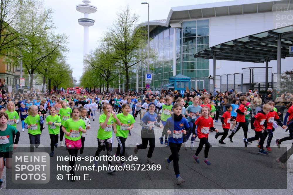 25.04.2026 - Das Zehntel Tim E. http://msf.ph/oto/9572369 25.04.2026 10:31:48 Ziel  meine-sportfotos.de