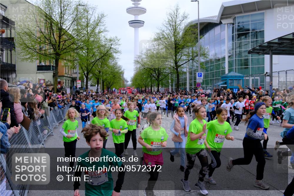 25.04.2026 - Das Zehntel Tim E. http://msf.ph/oto/9572372 25.04.2026 10:31:48 Ziel  meine-sportfotos.de