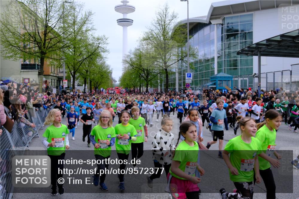 25.04.2026 - Das Zehntel Tim E. http://msf.ph/oto/9572377 25.04.2026 10:31:49 Ziel  meine-sportfotos.de