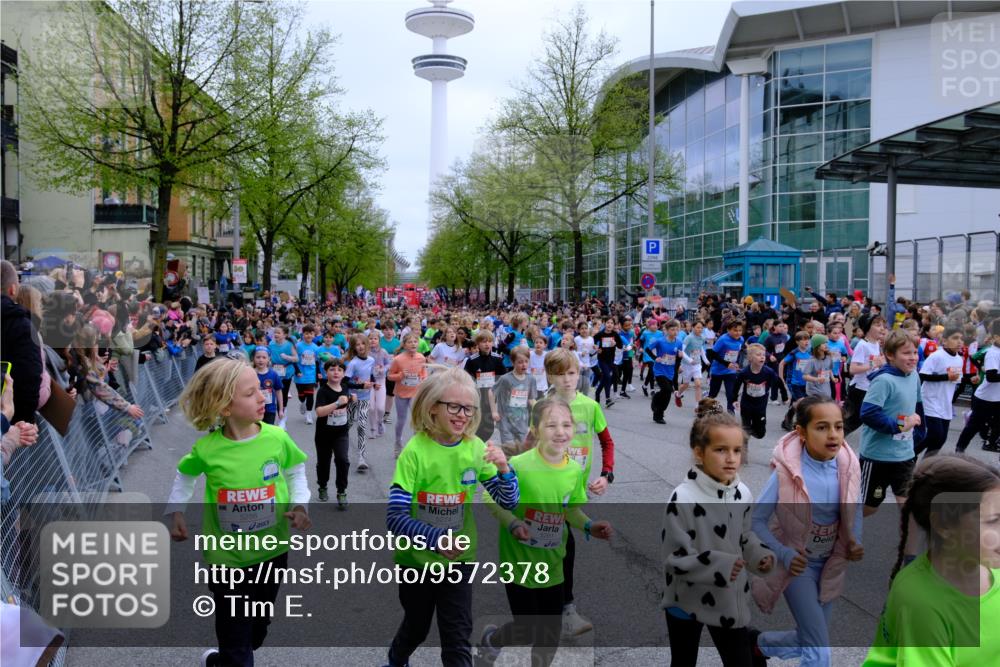 25.04.2026 - Das Zehntel Tim E. http://msf.ph/oto/9572378 25.04.2026 10:31:49 Ziel  meine-sportfotos.de
