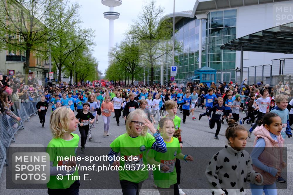 25.04.2026 - Das Zehntel Tim E. http://msf.ph/oto/9572381 25.04.2026 10:31:50 Ziel  meine-sportfotos.de