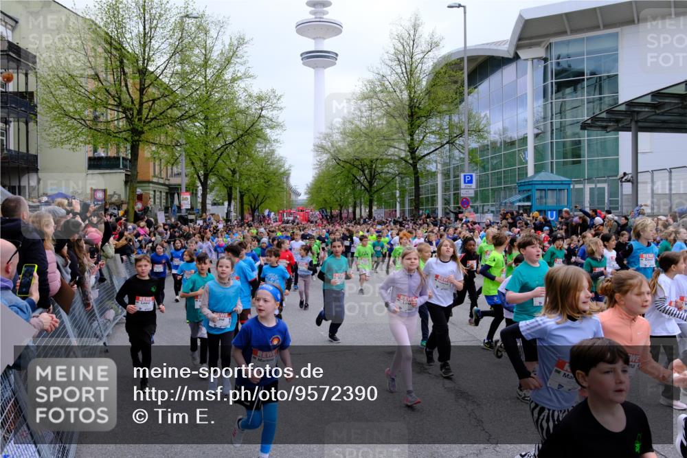 25.04.2026 - Das Zehntel Tim E. http://msf.ph/oto/9572390 25.04.2026 10:31:52 Ziel  meine-sportfotos.de