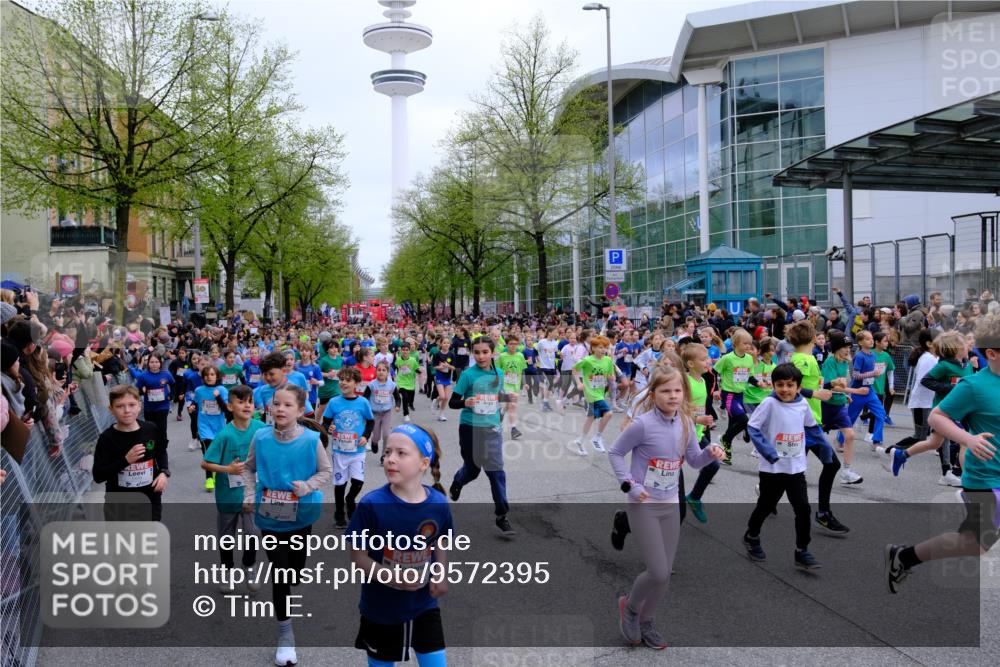 25.04.2026 - Das Zehntel Tim E. http://msf.ph/oto/9572395 25.04.2026 10:31:52 Ziel  meine-sportfotos.de