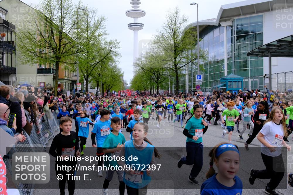25.04.2026 - Das Zehntel Tim E. http://msf.ph/oto/9572397 25.04.2026 10:31:53 Ziel  meine-sportfotos.de