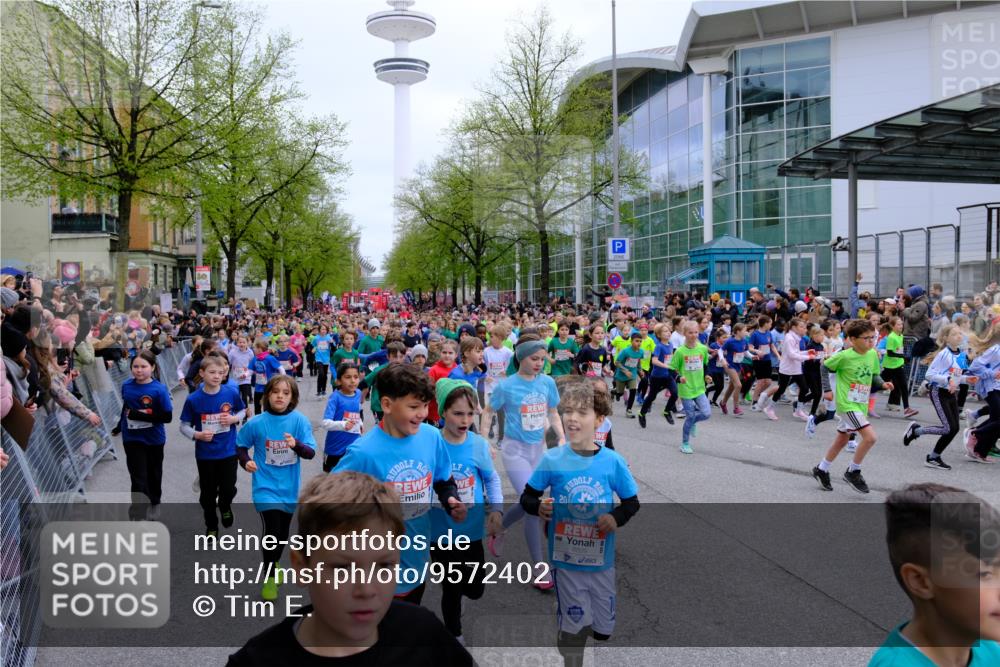 25.04.2026 - Das Zehntel Tim E. http://msf.ph/oto/9572402 25.04.2026 10:31:54 Ziel  meine-sportfotos.de