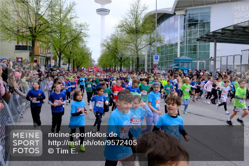 25.04.2026 - Das Zehntel Tim E. http://msf.ph/oto/9572405 25.04.2026 10:31:54 Ziel  meine-sportfotos.de