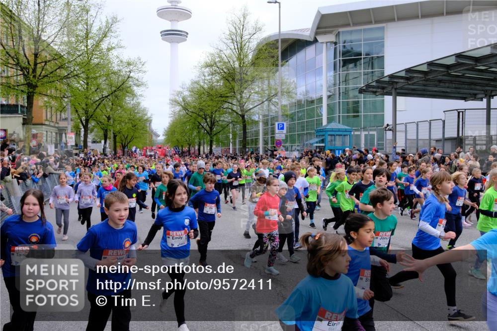 25.04.2026 - Das Zehntel Tim E. http://msf.ph/oto/9572411 25.04.2026 10:31:55 Ziel  meine-sportfotos.de
