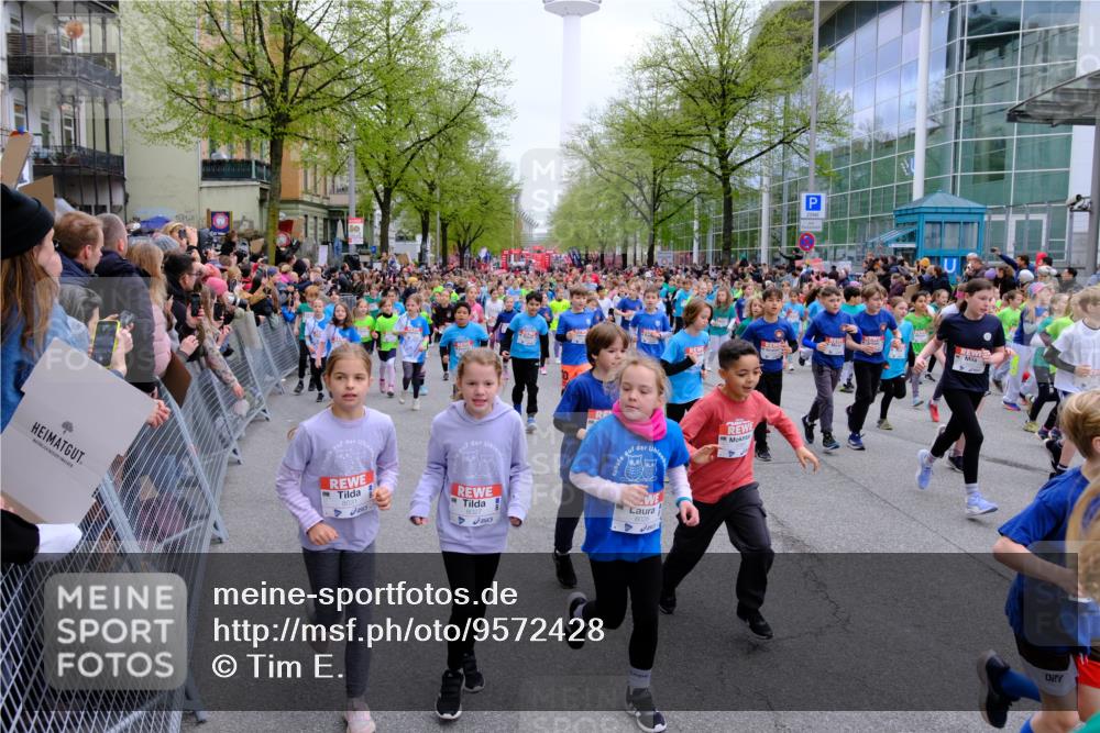 25.04.2026 - Das Zehntel Tim E. http://msf.ph/oto/9572428 25.04.2026 10:31:58 Ziel  meine-sportfotos.de