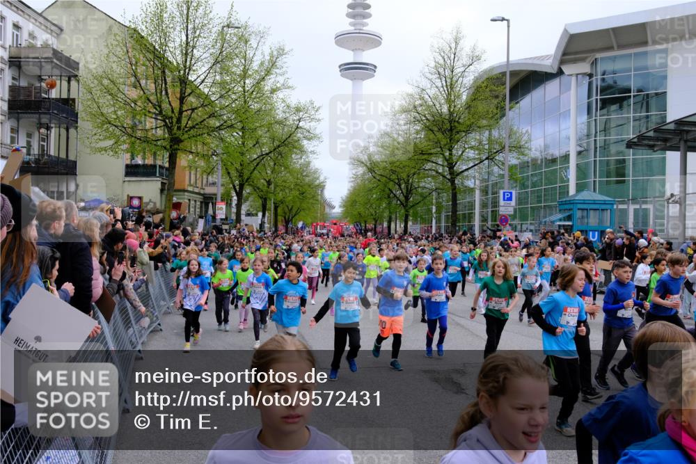 25.04.2026 - Das Zehntel Tim E. http://msf.ph/oto/9572431 25.04.2026 10:31:59 Ziel  meine-sportfotos.de