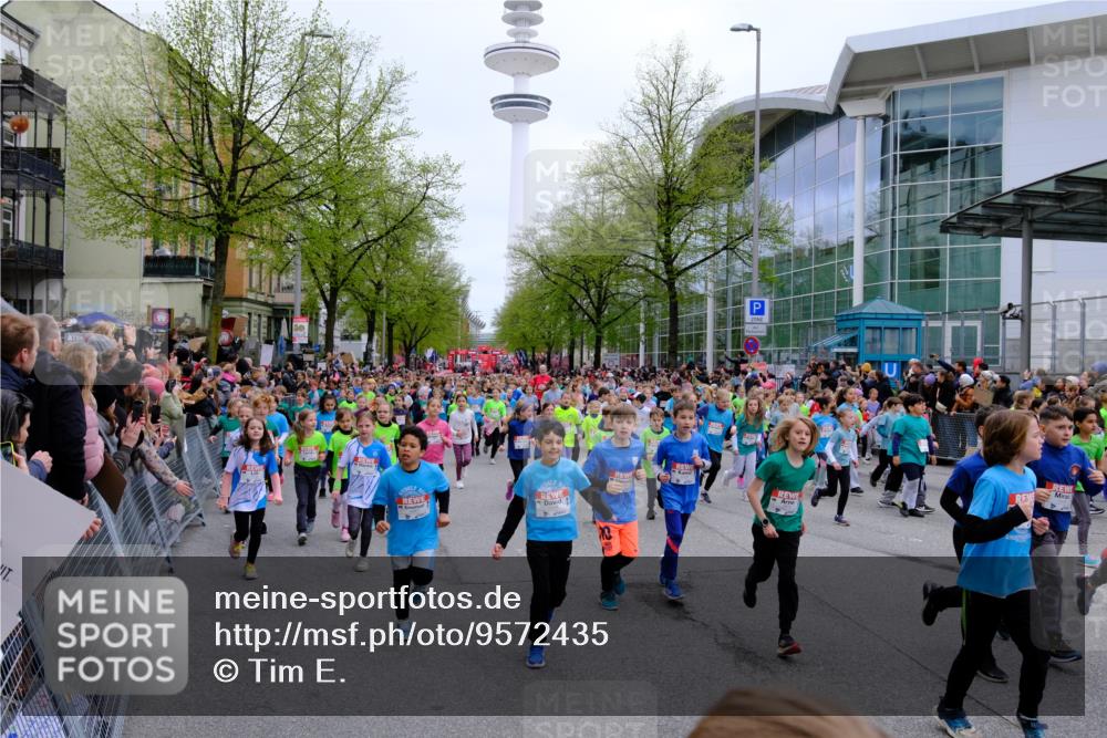 25.04.2026 - Das Zehntel Tim E. http://msf.ph/oto/9572435 25.04.2026 10:31:59 Ziel  meine-sportfotos.de