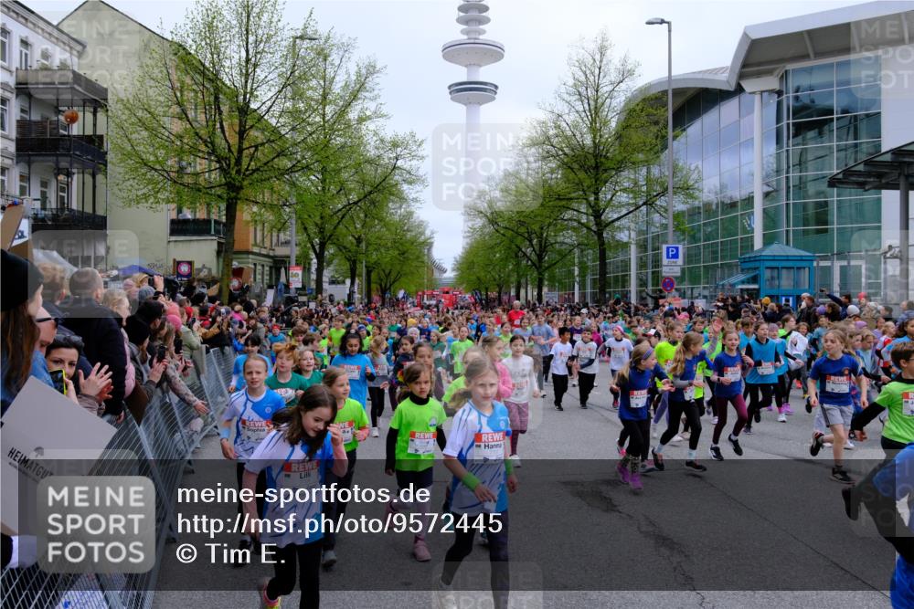 25.04.2026 - Das Zehntel Tim E. http://msf.ph/oto/9572445 25.04.2026 10:32:01 Ziel  meine-sportfotos.de