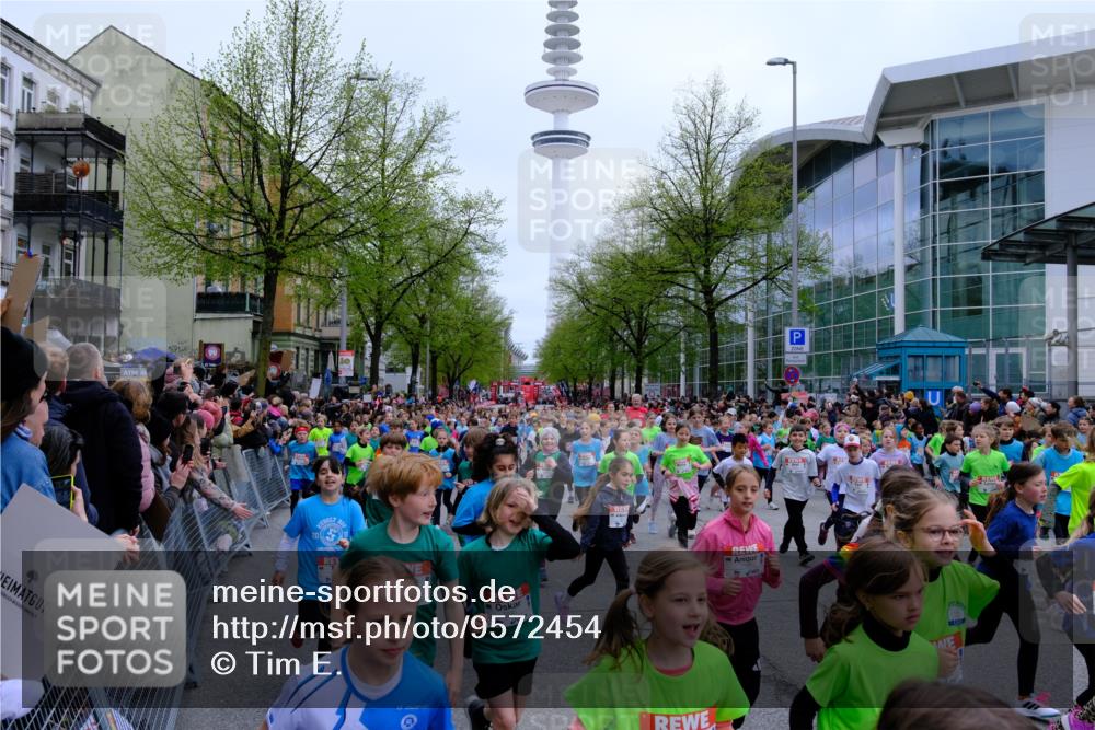 25.04.2026 - Das Zehntel Tim E. http://msf.ph/oto/9572454 25.04.2026 10:32:02 Ziel  meine-sportfotos.de