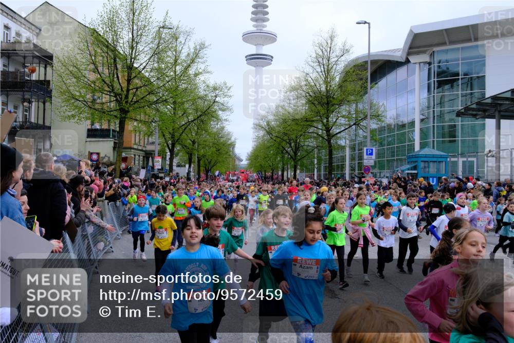 25.04.2026 - Das Zehntel Tim E. http://msf.ph/oto/9572459 25.04.2026 10:32:03 Ziel  meine-sportfotos.de