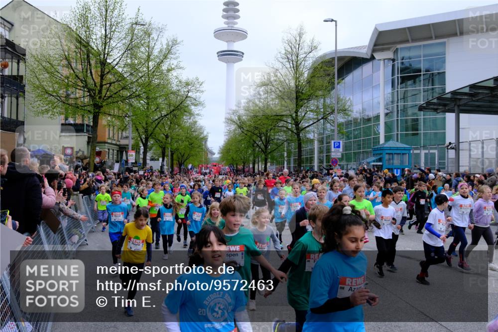 25.04.2026 - Das Zehntel Tim E. http://msf.ph/oto/9572463 25.04.2026 10:32:03 Ziel  meine-sportfotos.de