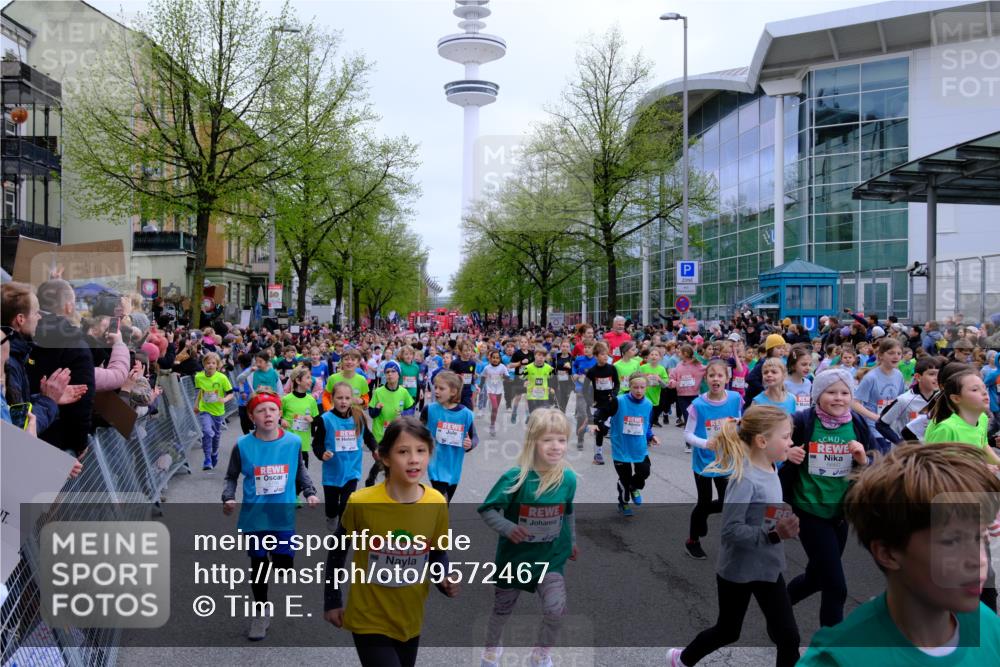 25.04.2026 - Das Zehntel Tim E. http://msf.ph/oto/9572467 25.04.2026 10:32:04 Ziel  meine-sportfotos.de