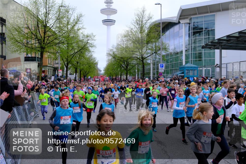 25.04.2026 - Das Zehntel Tim E. http://msf.ph/oto/9572469 25.04.2026 10:32:04 Ziel  meine-sportfotos.de