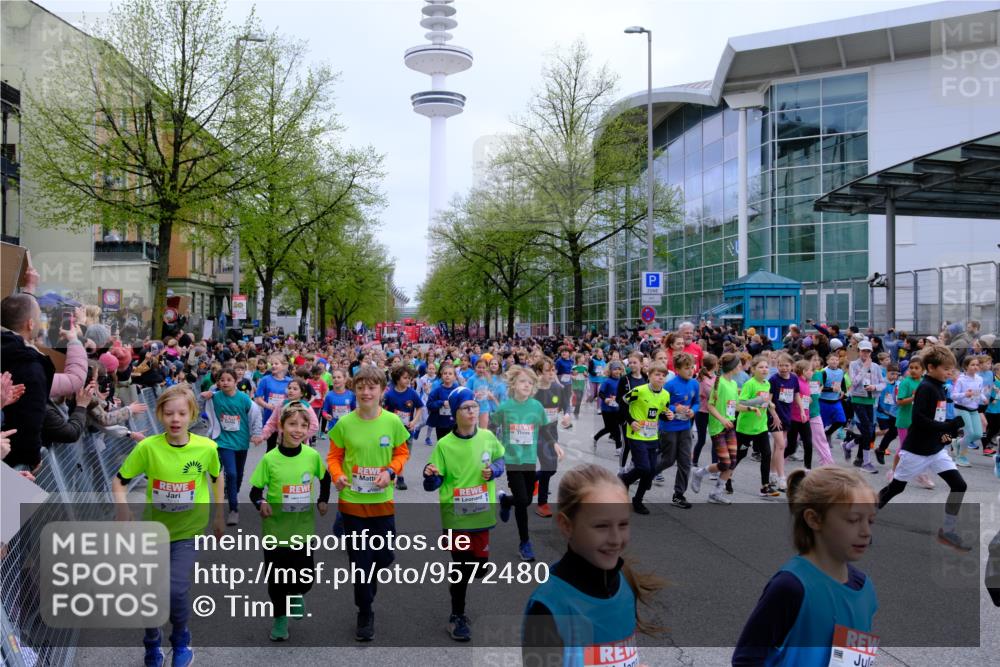 25.04.2026 - Das Zehntel Tim E. http://msf.ph/oto/9572480 25.04.2026 10:32:06 Ziel  meine-sportfotos.de