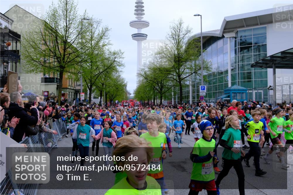 25.04.2026 - Das Zehntel Tim E. http://msf.ph/oto/9572484 25.04.2026 10:32:07 Ziel  meine-sportfotos.de