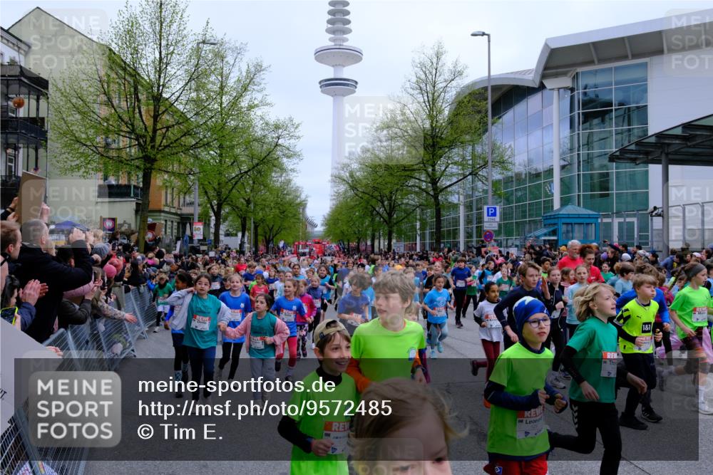 25.04.2026 - Das Zehntel Tim E. http://msf.ph/oto/9572485 25.04.2026 10:32:07 Ziel  meine-sportfotos.de