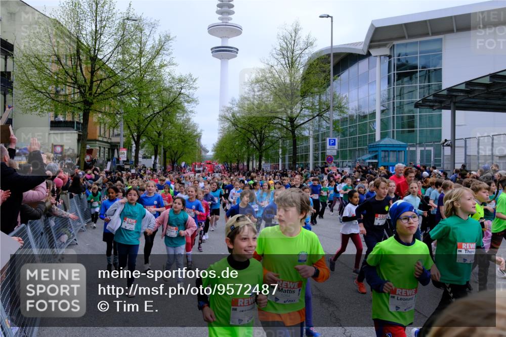 25.04.2026 - Das Zehntel Tim E. http://msf.ph/oto/9572487 25.04.2026 10:32:07 Ziel  meine-sportfotos.de