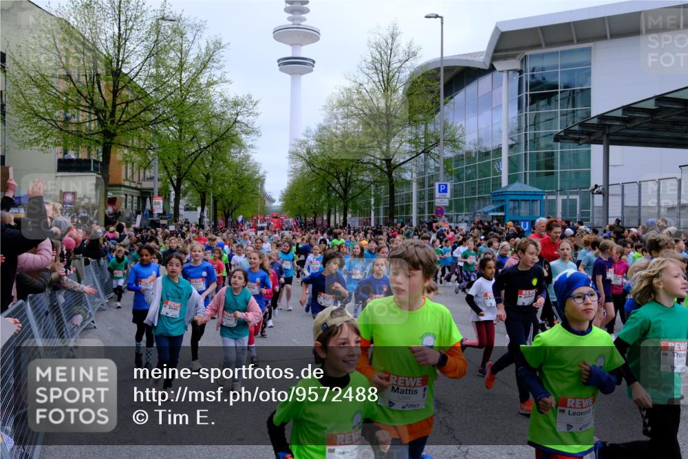 25.04.2026 - Das Zehntel Tim E. http://msf.ph/oto/9572488 25.04.2026 10:32:07 Ziel  meine-sportfotos.de