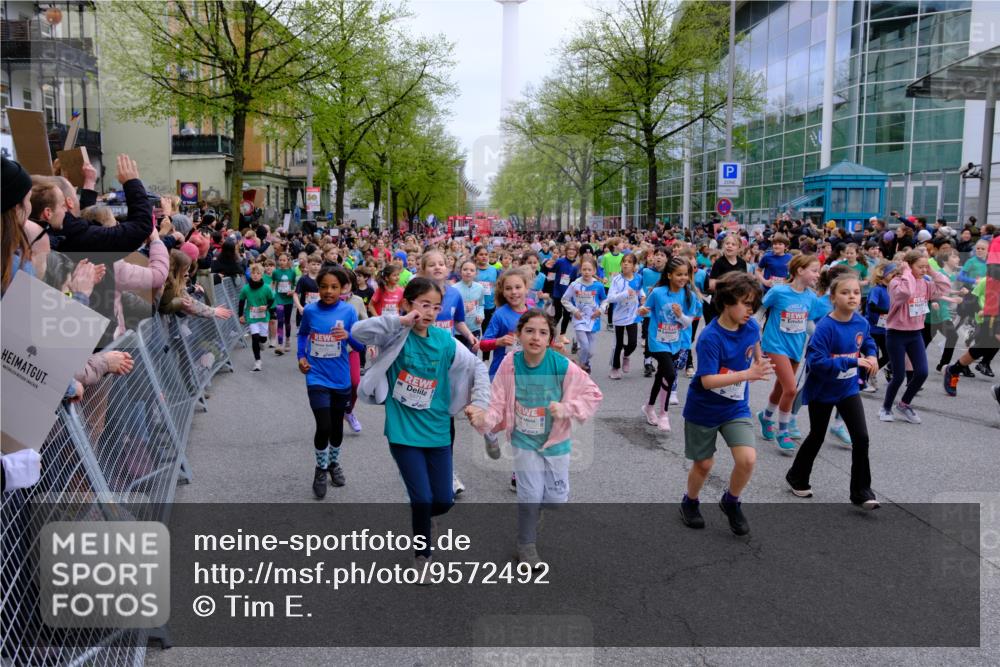 25.04.2026 - Das Zehntel Tim E. http://msf.ph/oto/9572492 25.04.2026 10:32:08 Ziel  meine-sportfotos.de