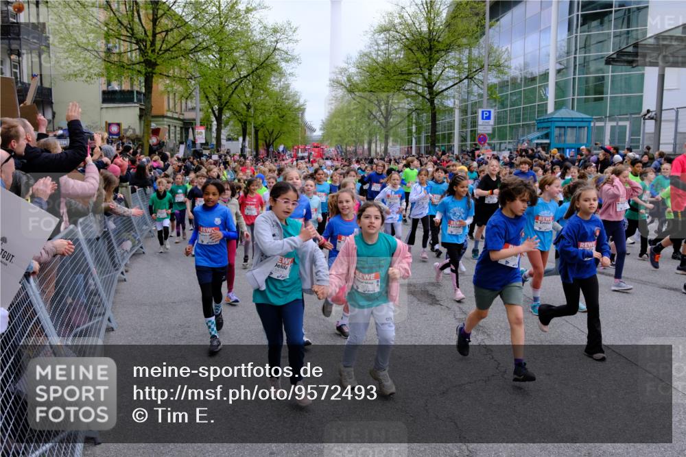 25.04.2026 - Das Zehntel Tim E. http://msf.ph/oto/9572493 25.04.2026 10:32:08 Ziel  meine-sportfotos.de