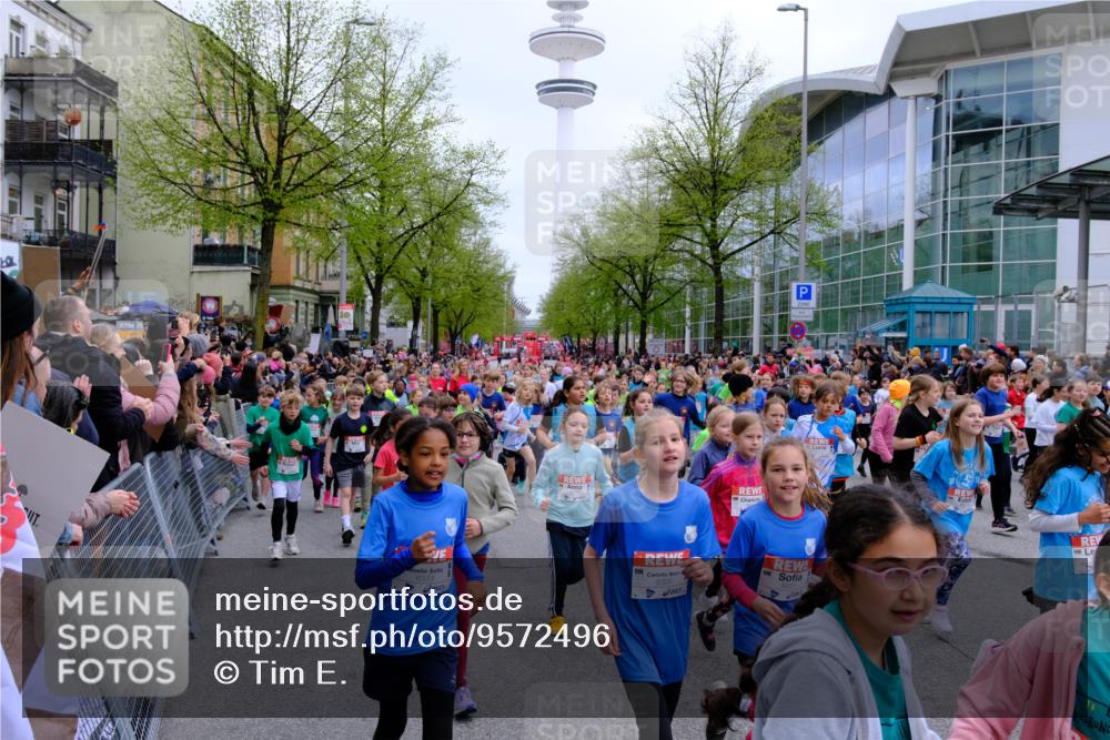 25.04.2026 - Das Zehntel Tim E. http://msf.ph/oto/9572496 25.04.2026 10:32:09 Ziel  meine-sportfotos.de