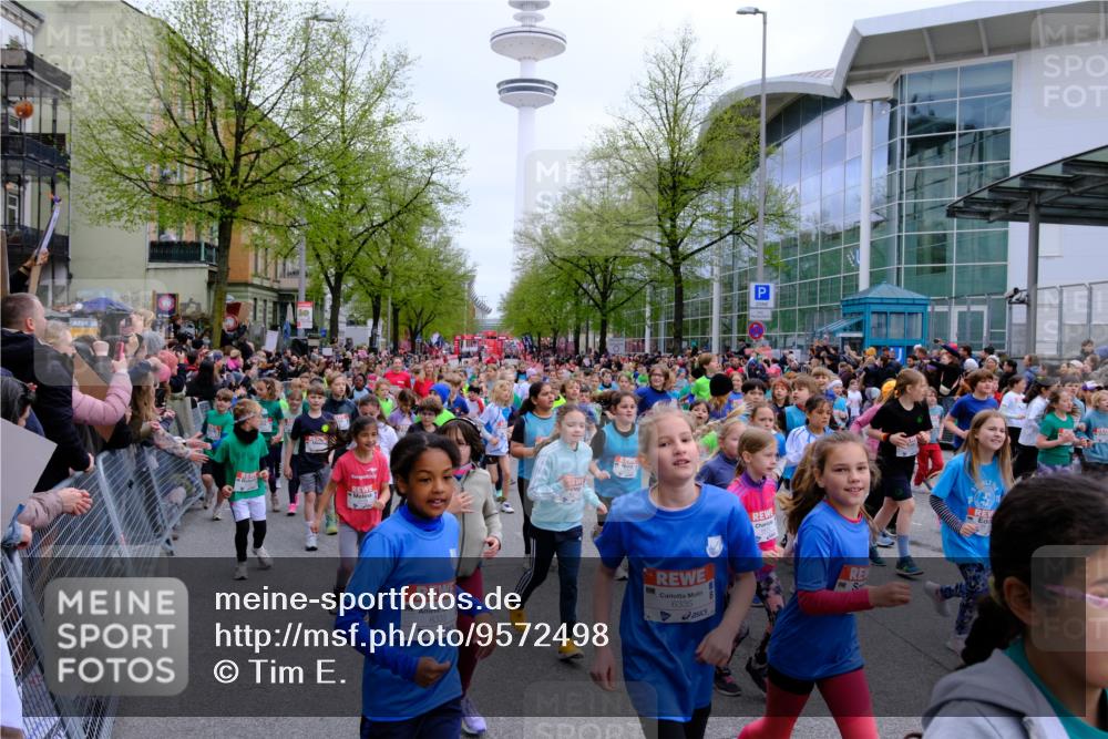 25.04.2026 - Das Zehntel Tim E. http://msf.ph/oto/9572498 25.04.2026 10:32:09 Ziel  meine-sportfotos.de