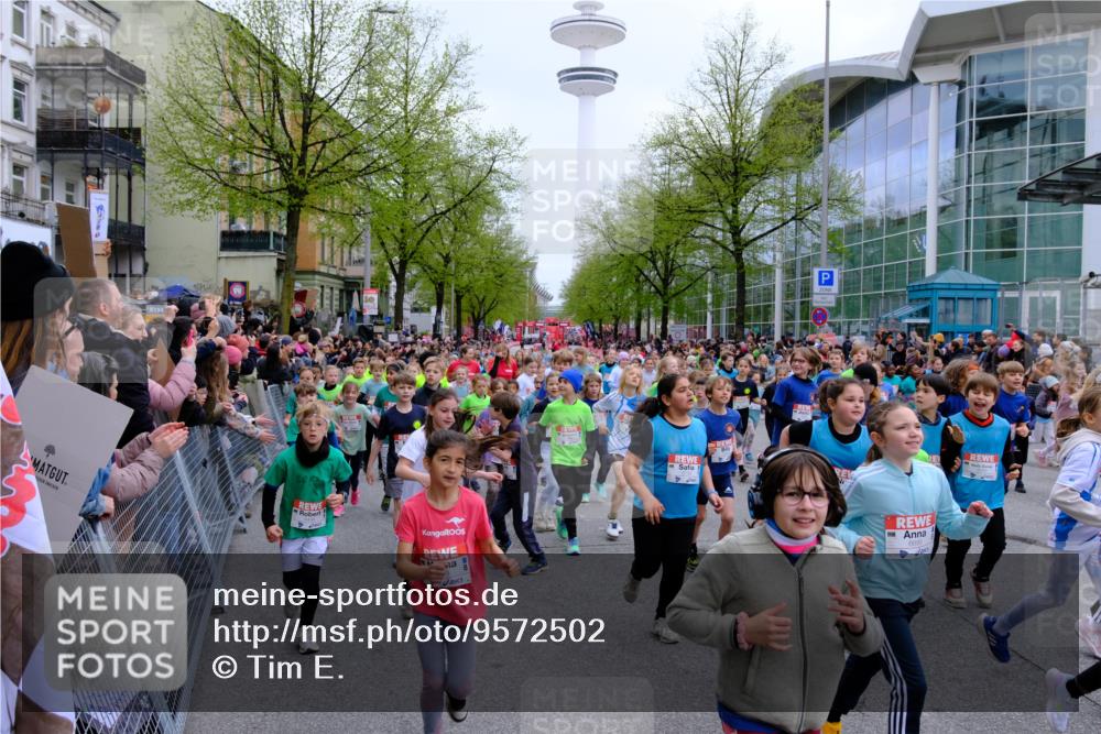 25.04.2026 - Das Zehntel Tim E. http://msf.ph/oto/9572502 25.04.2026 10:32:10 Ziel  meine-sportfotos.de