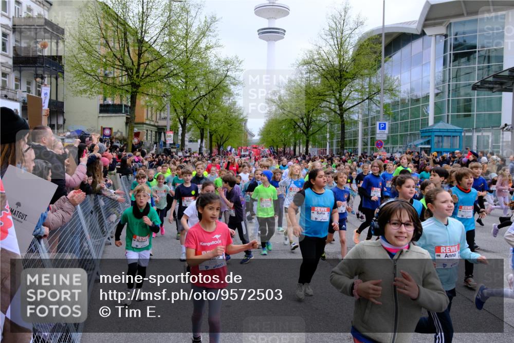 25.04.2026 - Das Zehntel Tim E. http://msf.ph/oto/9572503 25.04.2026 10:32:10 Ziel  meine-sportfotos.de