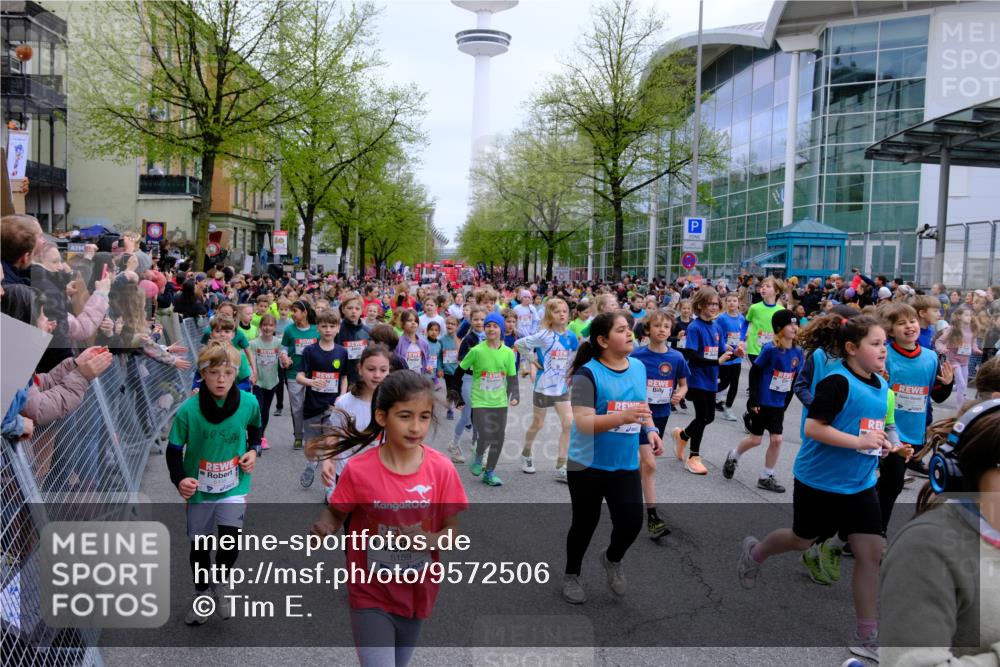 25.04.2026 - Das Zehntel Tim E. http://msf.ph/oto/9572506 25.04.2026 10:32:10 Ziel  meine-sportfotos.de