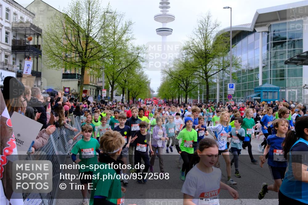 25.04.2026 - Das Zehntel Tim E. http://msf.ph/oto/9572508 25.04.2026 10:32:11 Ziel  meine-sportfotos.de