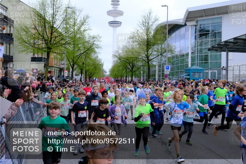 25.04.2026 - Das Zehntel Tim E. http://msf.ph/oto/9572511 25.04.2026 10:32:12 Ziel  meine-sportfotos.de