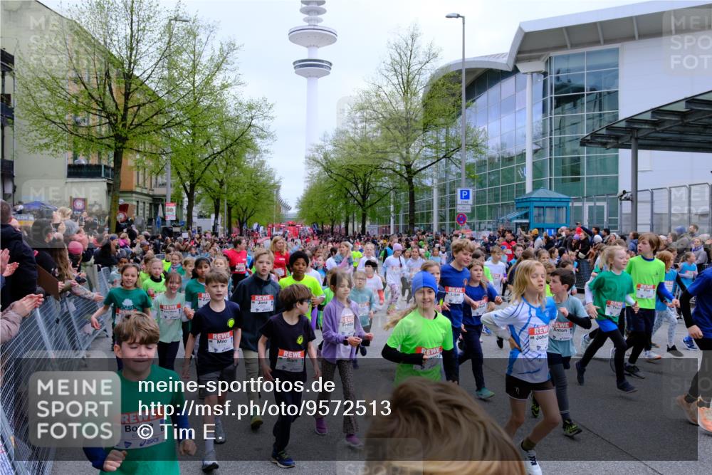 25.04.2026 - Das Zehntel Tim E. http://msf.ph/oto/9572513 25.04.2026 10:32:12 Ziel  meine-sportfotos.de