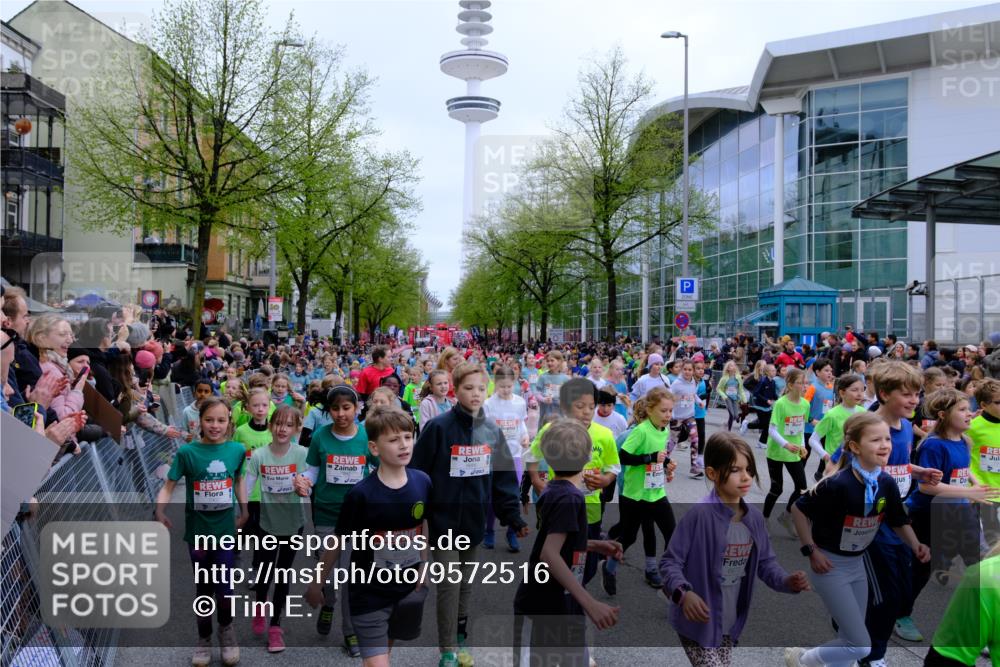 25.04.2026 - Das Zehntel Tim E. http://msf.ph/oto/9572516 25.04.2026 10:32:12 Ziel  meine-sportfotos.de