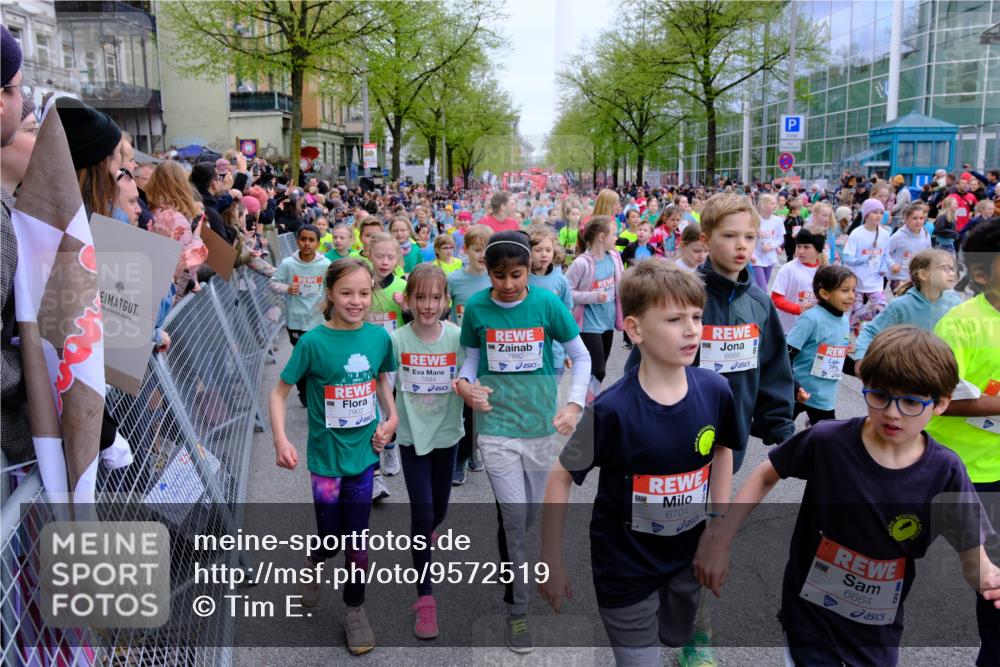 25.04.2026 - Das Zehntel Tim E. http://msf.ph/oto/9572519 25.04.2026 10:32:13 Ziel  meine-sportfotos.de