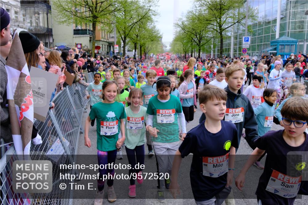 25.04.2026 - Das Zehntel Tim E. http://msf.ph/oto/9572520 25.04.2026 10:32:13 Ziel  meine-sportfotos.de