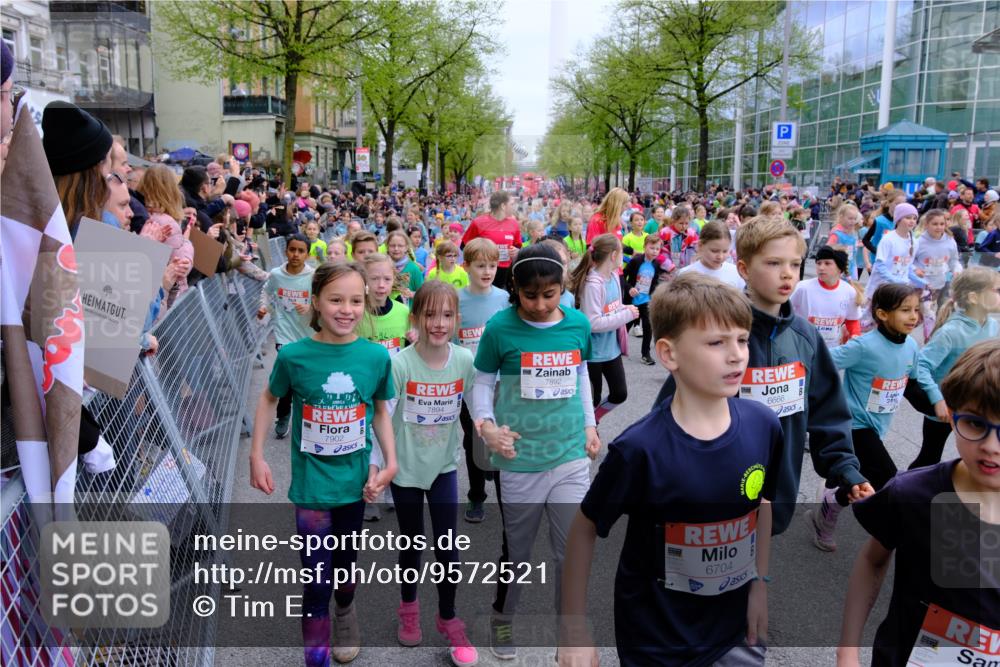 25.04.2026 - Das Zehntel Tim E. http://msf.ph/oto/9572521 25.04.2026 10:32:14 Ziel  meine-sportfotos.de