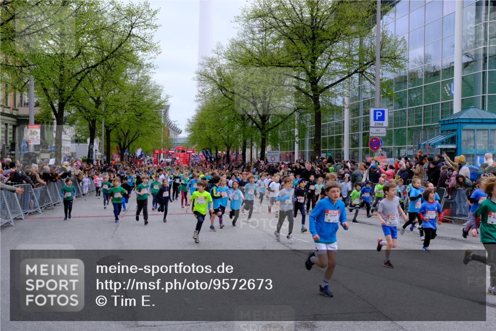 25.04.2026 - Das Zehntel Tim E. http://msf.ph/oto/9572673 25.04.2026 10:33:24 Ziel  meine-sportfotos.de